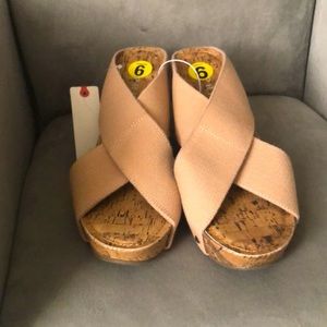 Wedge shoes